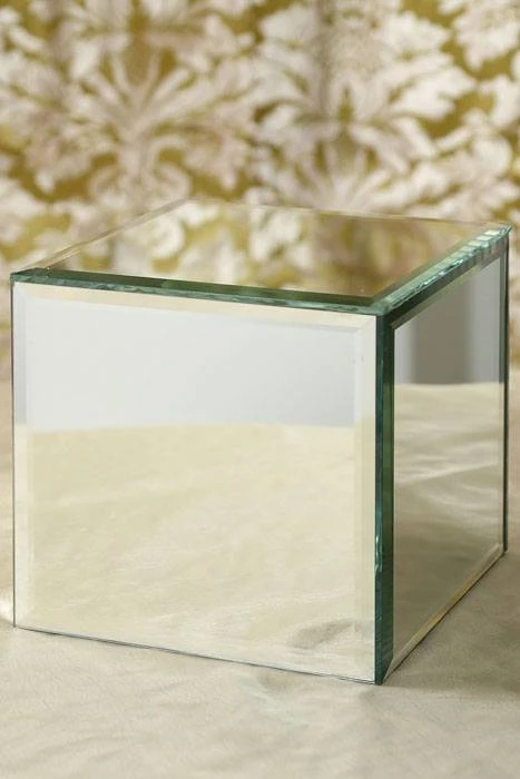 5" Cube Mirror Box Stand