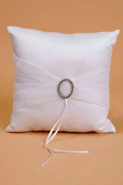 Ring Pillow W/ Romance Ring White